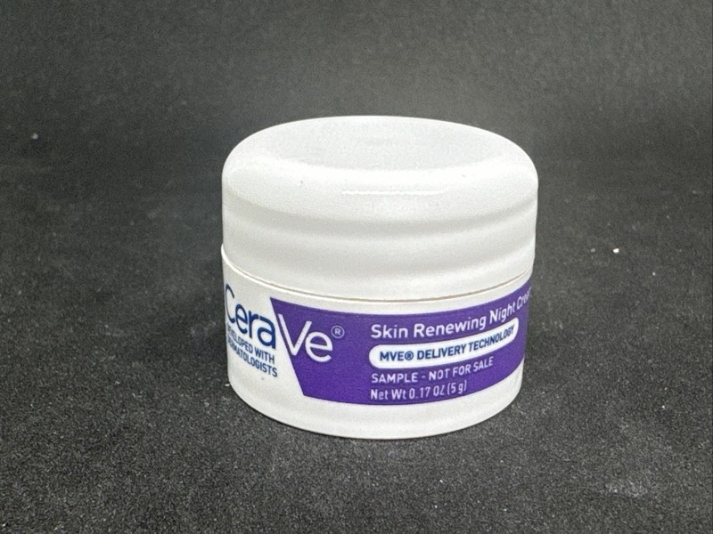 CeraVe Skin Renewing Night Cream Peptide Complex Soften & Renews 1.7 OZ