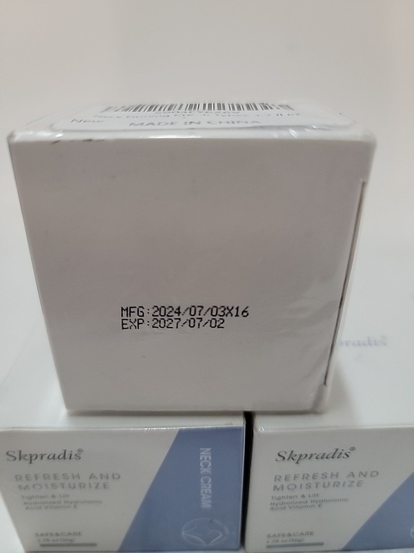 3x Skpradis Refresh And Moisturize Neck Cream Exp 2/2027 gallery