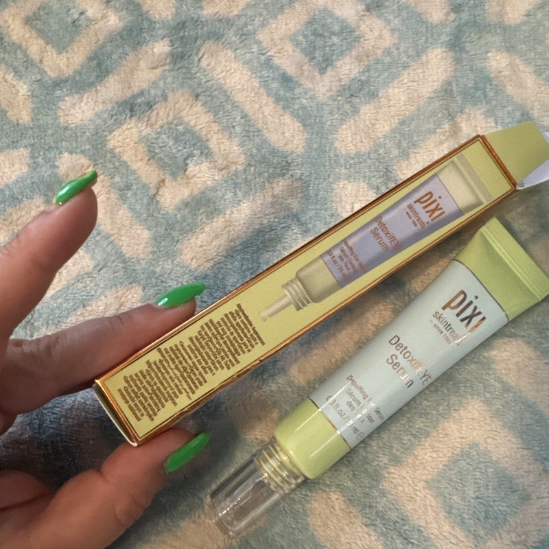 PIXI Skintreats Roll-On DetoxifEYE Serum 0.8 fl oz FULL-SIZE NEW IN BOX gallery