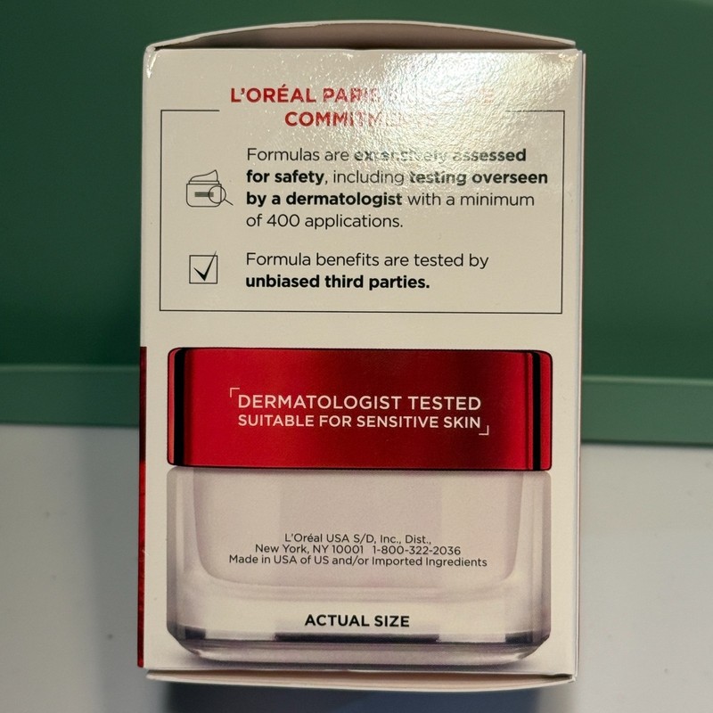 L’Oreal Revitalift Night Moisturizer Anti-Wrinkle + Firming 1.7oz NEW gallery