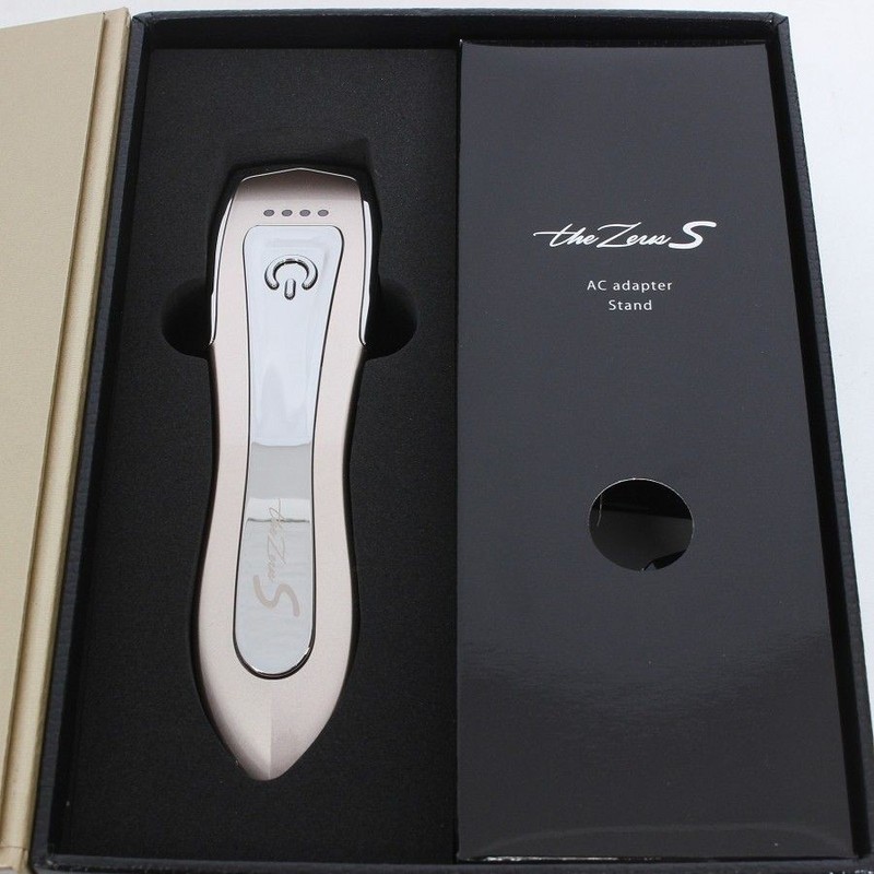 New ARTISTIC&CO. Dr. Arrivo The Zeus S Facial Beauty Device EMS MFIP Pulse Japan gallery