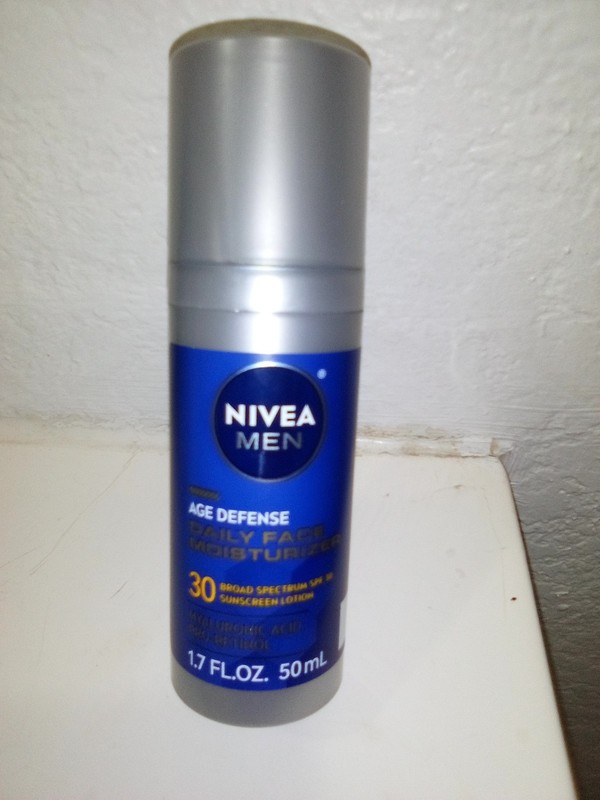 Nivea Men Age Defense Daily Face Moisturizer w/SPF 30 =1.7 fl oz NEW BOX DAMAGE