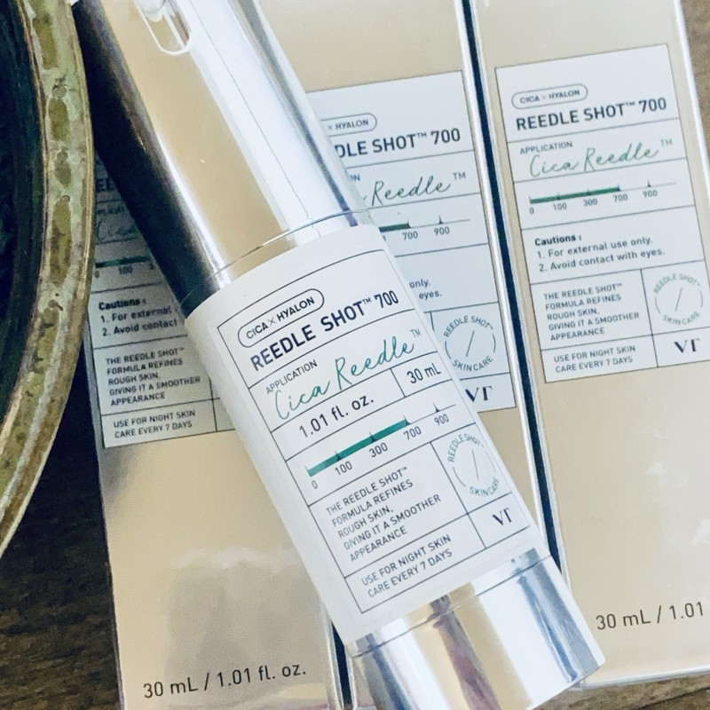 2 VT CICA Reedle Shot 700 Microneedling Serum