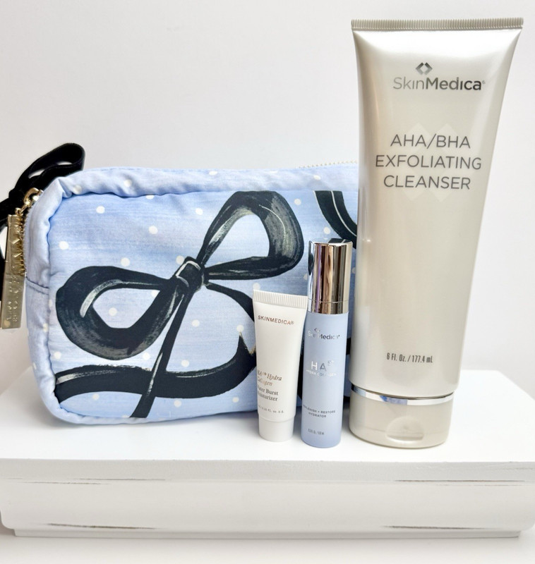 SkinMedica Dewy, Refreshed Skin Set -Cleanser, Hydrator, Moisturizer & Bag -NWOT