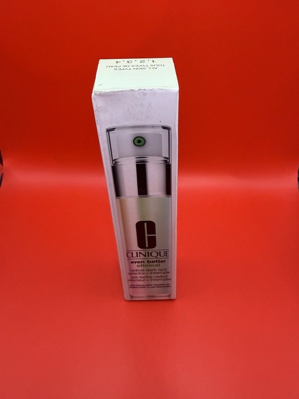 Clinique Even Better Clinical Radical Dark Spot Corrector + Interrupter 1 fl oz
