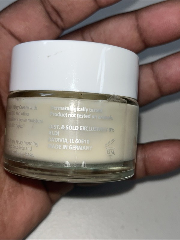 Lacura Anti-Wrinkle Face Bioflavonoid & Coenzyme Q10 Day Cream 1.7oz (48g) gallery