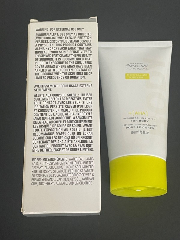 Avon Isa Knox Anew Clinical Revitalize & Reveal Resurfacing Lotion for the Body gallery