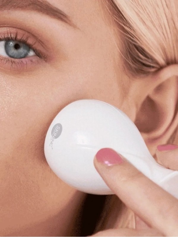 SEALED BOX SKIN INC CRYO-ICE SAKE ROLLER PINK TO WHITE Depuffing Lifting gallery