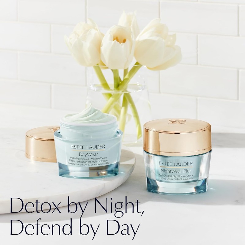 Luxurious DayWear Multi-Protection Moisture Cream SPF 15 for All Skin Types gallery