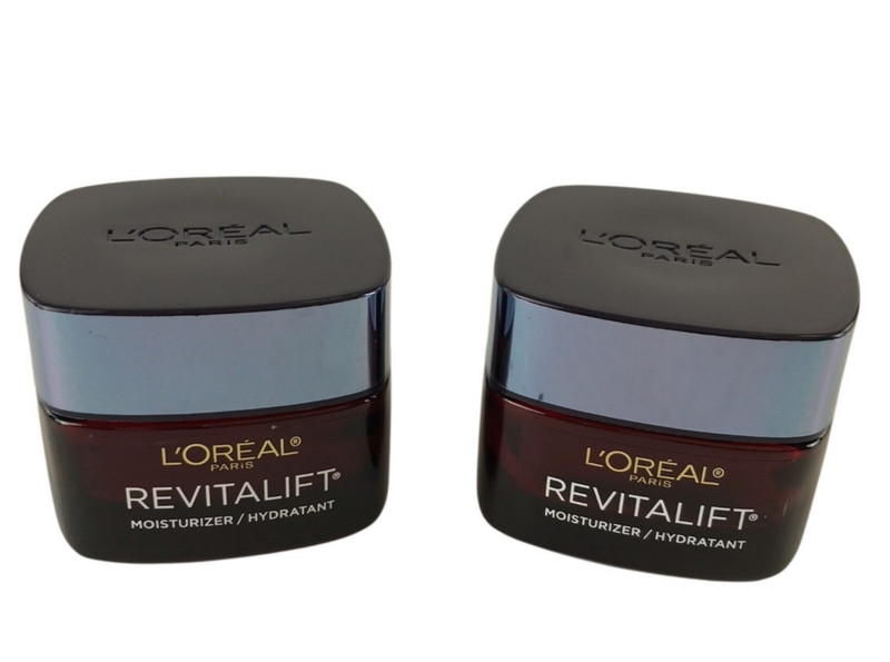 L'Oreal Revitalift Moisturizer 2 Pack Triple Power Anti-Aging Face Cream 1.7 oz gallery