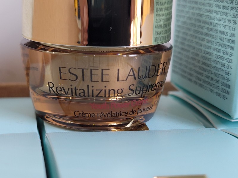 Estee Lauder Revitalizing Supreme+ Youth Power Creme .17oz/5mL Total-QTY 12 gallery