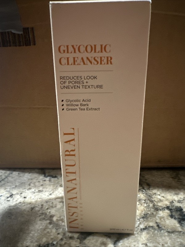 InstaNatural Vitamin C Facial Cleanser 6.7oz Brightening Sealed Exp 10/2026