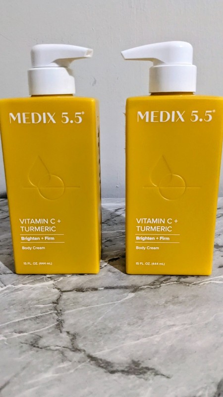 Medix 5.5 Vitamin C + Turmeric Brighten & Firm Body Cream 15 Fl oz.PACK OF 2 !