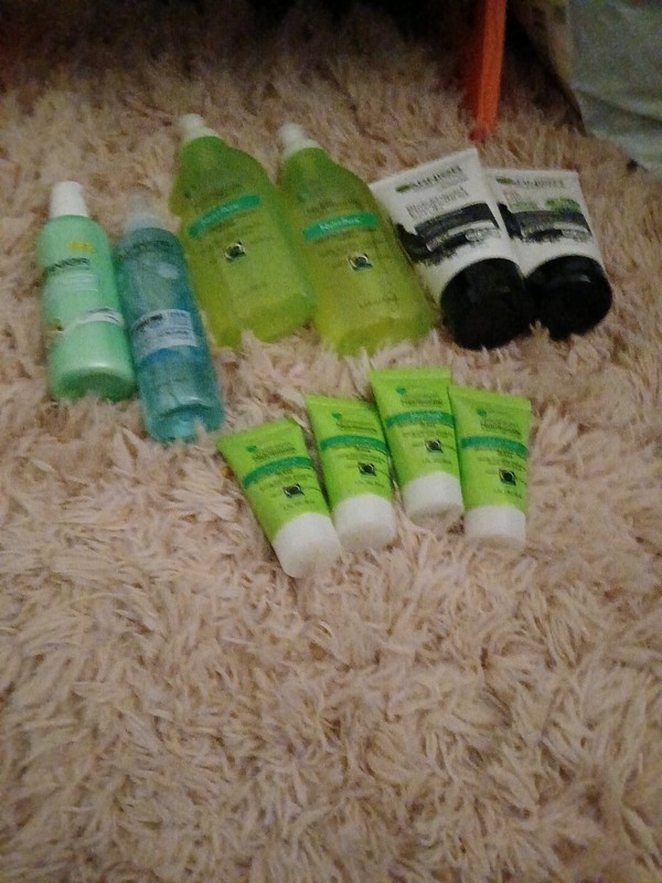 Exclusive Garnier Skincare Bundle gallery