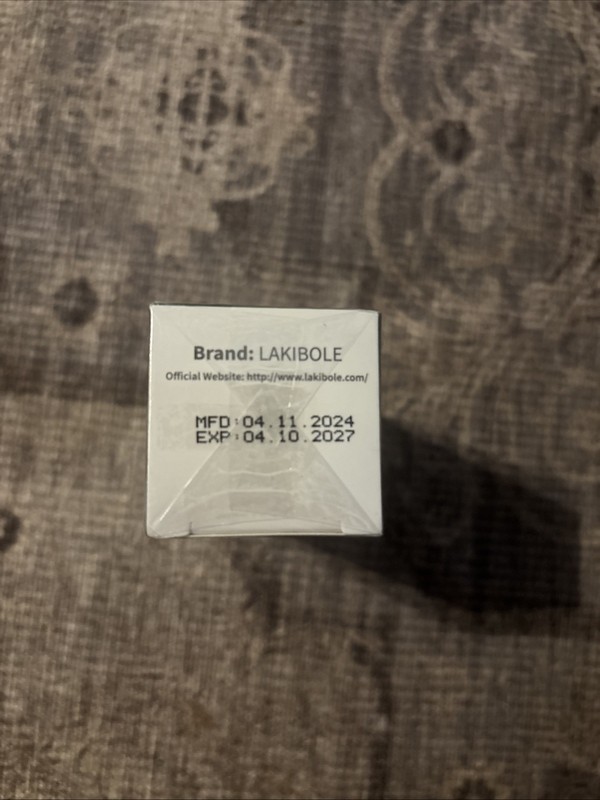 FACE SERUM - 5% Niacinamide with 4% Tea Tree and 1% Centella Asiatica Extracts gallery