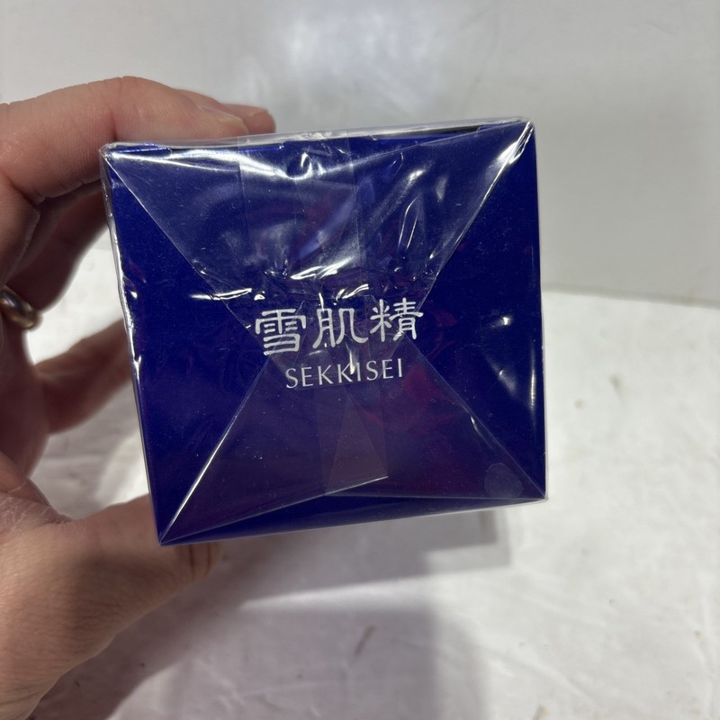 KOSE Sekkisei Herbal Gel Firming Hydrating Serum Mask 2.8 oz gallery