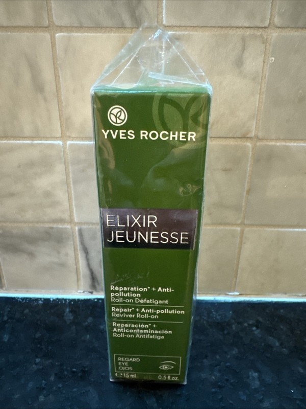 Yves Rocher Elixir Jeunesse Repair + Anti Pollution Reviver Eye Roll On 0.5 oz.
