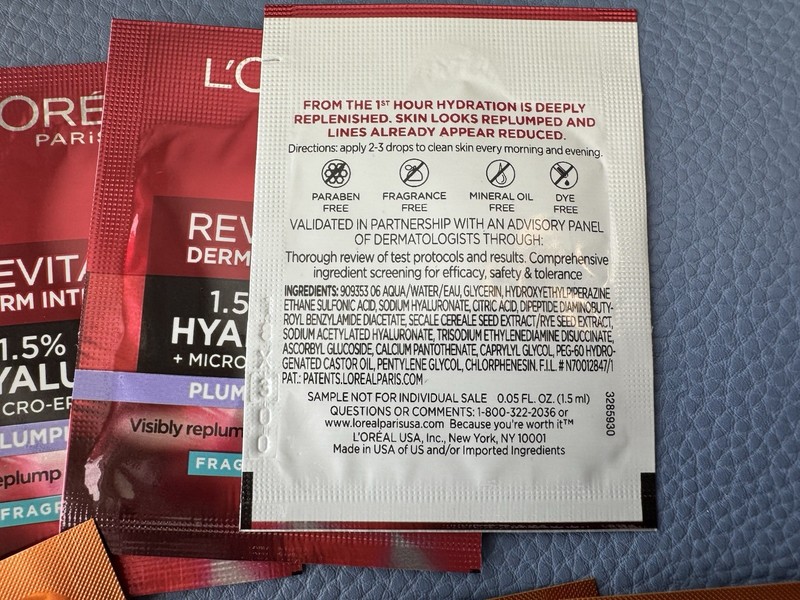 Lot 15 MIX L’Oreal Revitalift Derm Intensives 12% Vitamin C Serum Foil Samples gallery