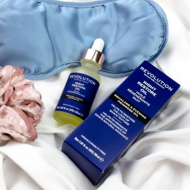 2x REVOLUTION Night Restore Oil, Body Oil To Promote Skin's Natural Radiance gallery