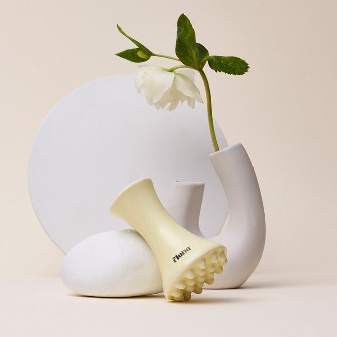 flona Ceramic Guasha Massager 2 Colors - Yellow gallery