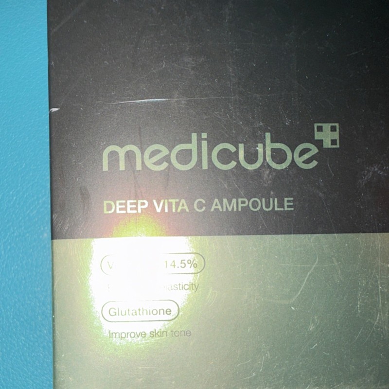 medicube Deep Vita C Ampoule Vitamin C 14.5% Glutathione Improve Skin Tone Face gallery