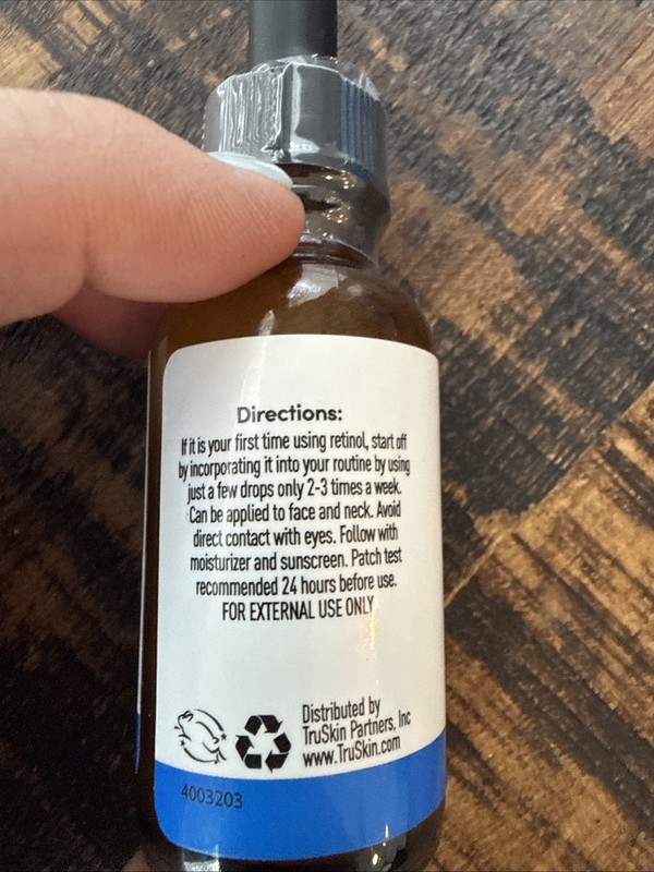 TruSkin Retinol Serum for Face Anti-Aging Serum with Retinol, Hyaluronic Acid gallery