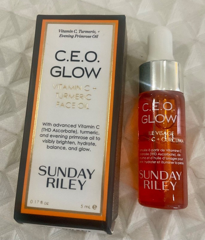 Sunday Riley CEO Glow Vitamin C + Turmeric Face Oil 5 ml 0.17 fl oz Travel Size
