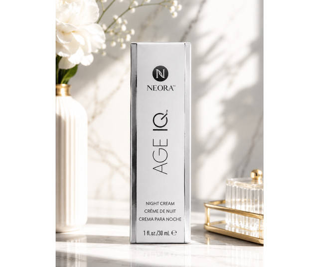 Neora Age IQ Night Cream 1oz Hyaluronic Acid Moist All Skin Types EXP 03/2028