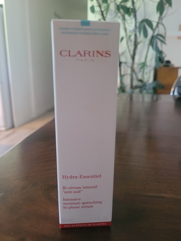 Clarins Bi-phase Moisture Quenching Serum 1.7oz