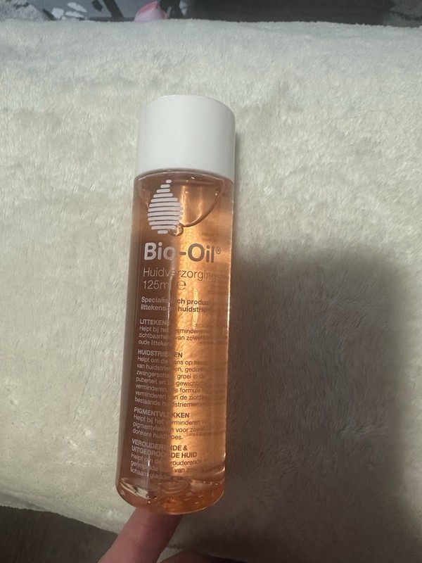 Bio-Oil Vitamin A, E - All Skin Types, Non-Greasy, Hydrates Skin, for Scars and gallery