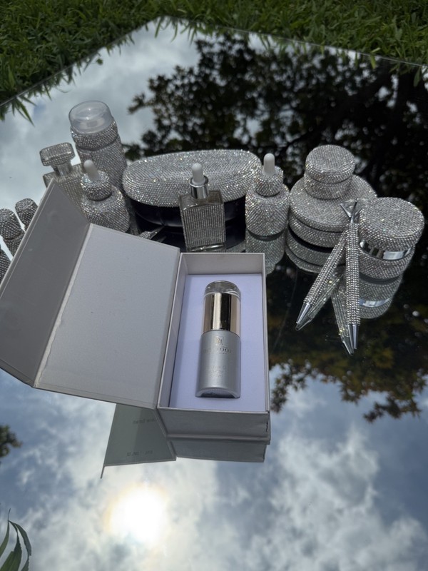 Di'MYOOR caviar element Vitamin C Booster Serum CAVIAR EXTRACT gallery