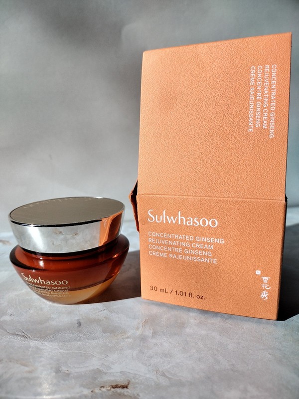 Sulwhasoo Concentrated Ginseng Rejuvenating Cream 1 Fl Oz Full Size NEW - $160 gallery