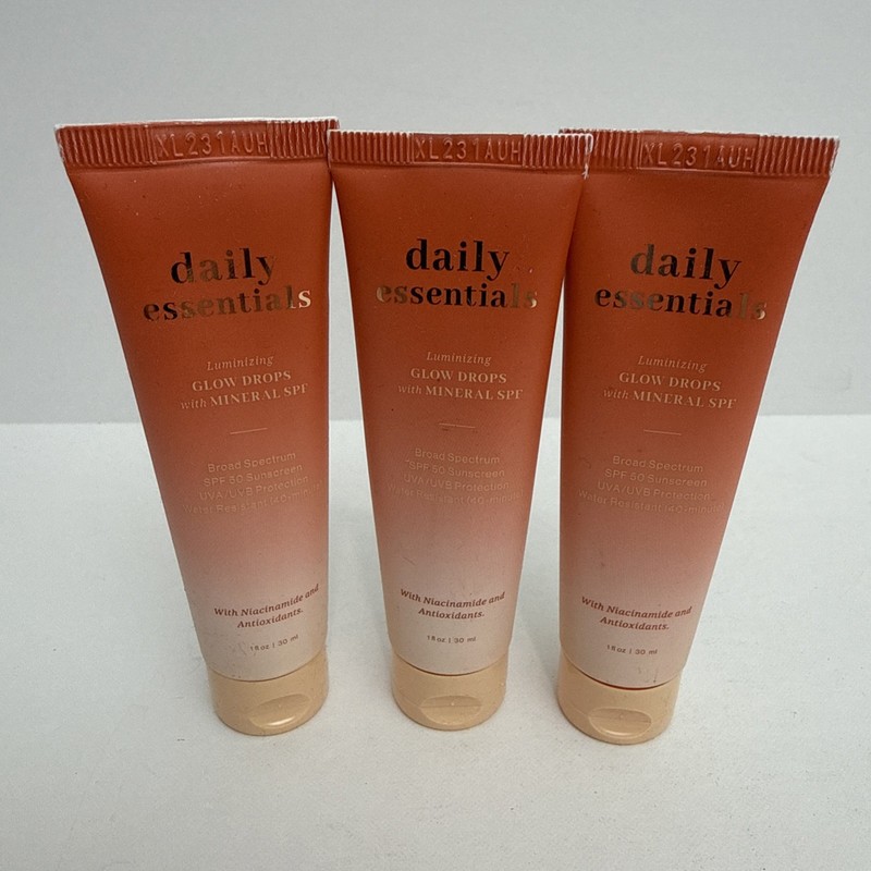 3 X Daily Essentials Invisible Face Moisturizer Mineral SPF 50+ Squalane 1oz