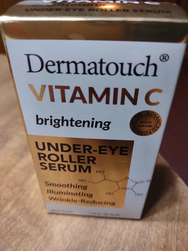 Dermatouch – Vitamin C Brightening Under-Eye Roller Serum 1.6 fl. oz/47 ml