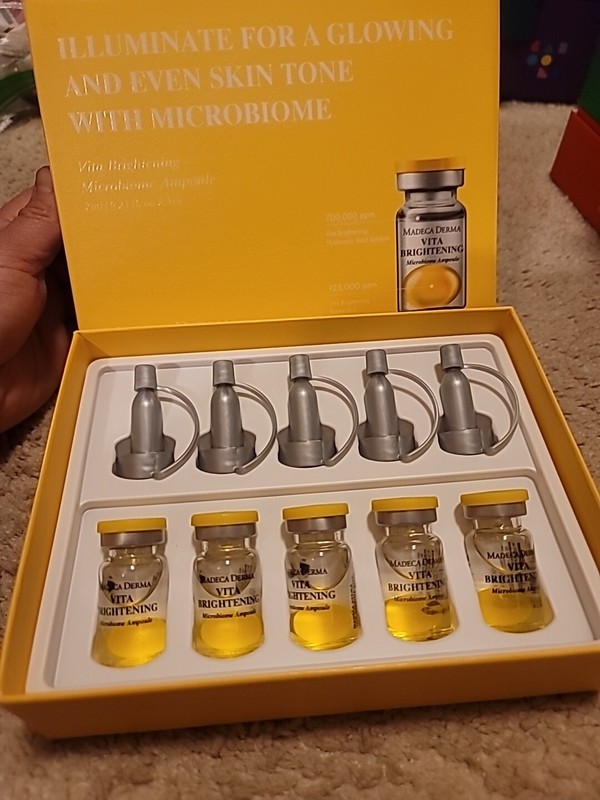 MADECA DERMA Vita Brightening Microbiome Ampoule,7ml/ 0.23fl oz x 5 pcs