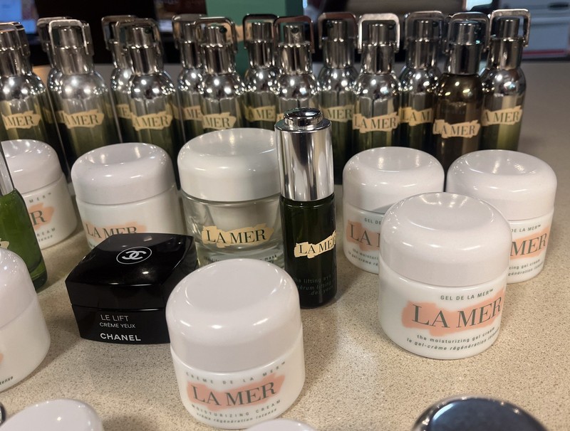 Set of 37 La Mer Empty Bottles & Jars - Perfect Condition gallery