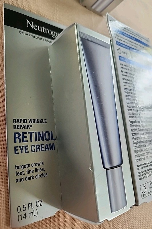 Neutrogena Rapid Wrinkle Repair .5 Fl Oz gallery