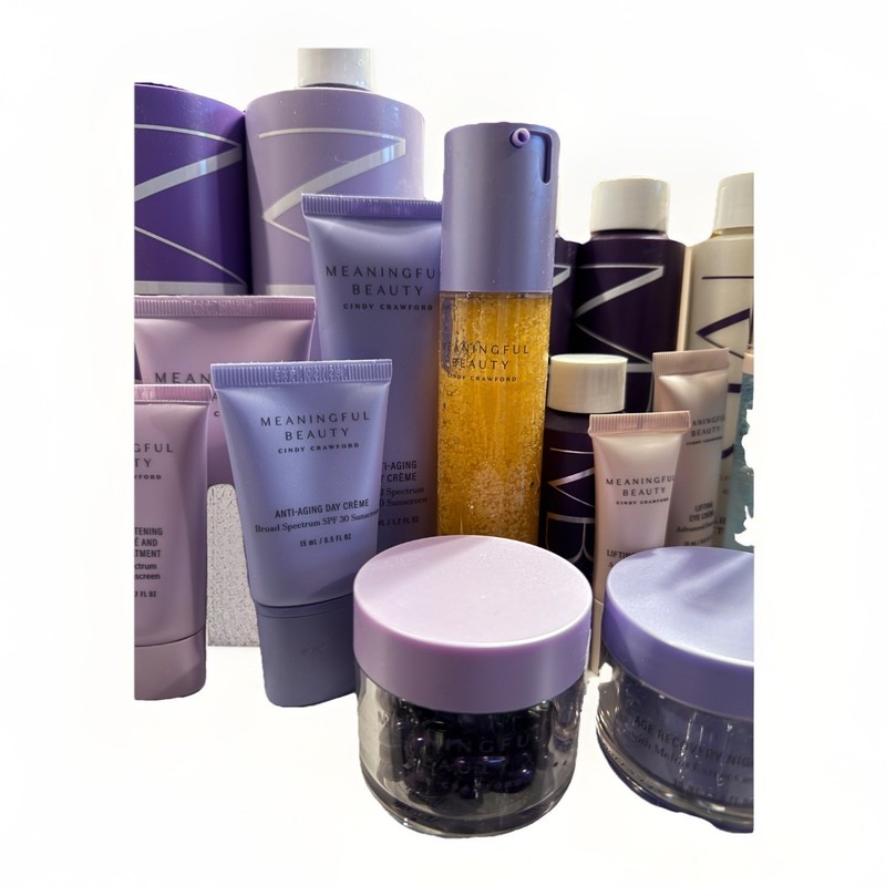 Cindy Crawford Meaningful Beauty Lot of 24 Skin and Hair Care Items New w/ pumps gallery