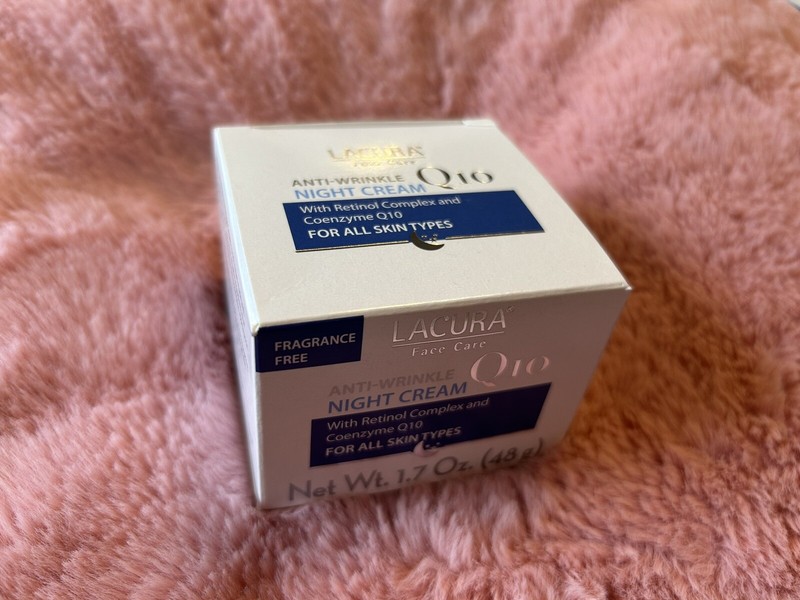 Lacura™Q10 Anti-Wrinkle Night Cream w/Retinol Complex & Coenzyme Q10 NEW! gallery
