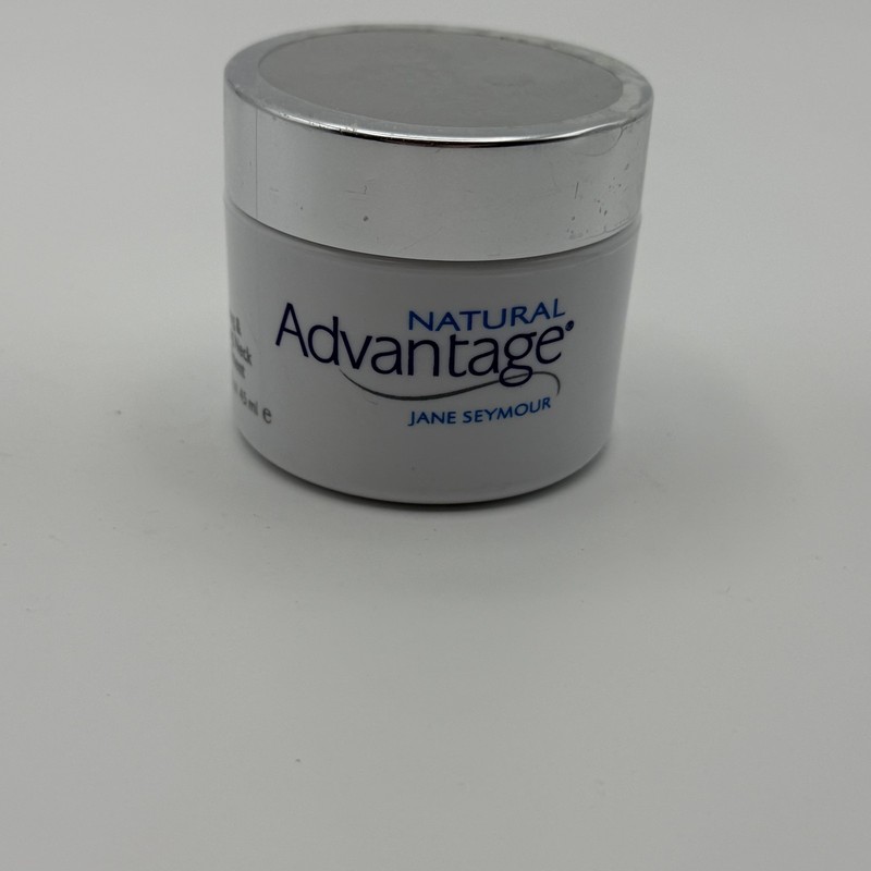 Natural Advantage Jane Seymour Firming & Lifting Neck Treatment 1.52 fl oz 45ml