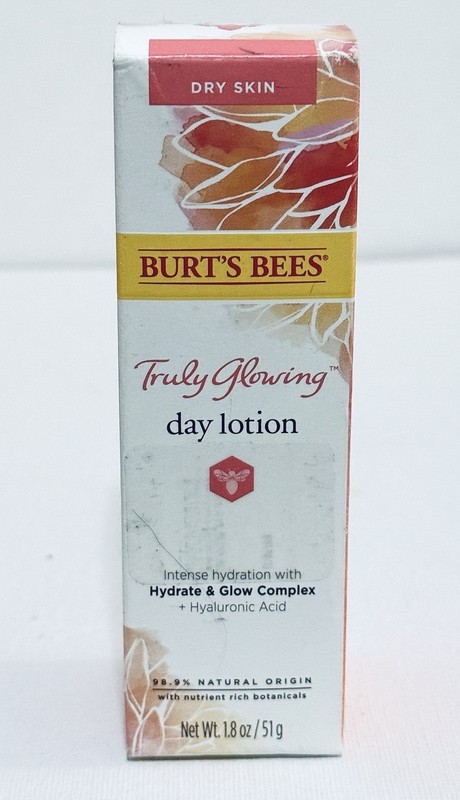 Burt’s Bees Truly Glowing Day Lotion hydrate glow complex hyaluronic acid 1.8oz