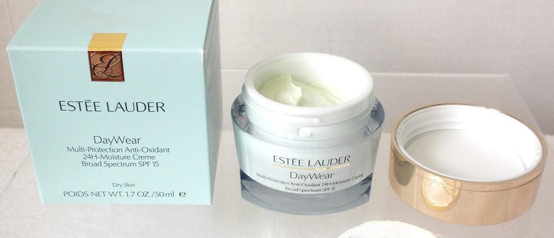 Estee Lauder Daywear Plus Anti-Oxidant Creme Normal / Combo SPF15(READ-LOW FILL)