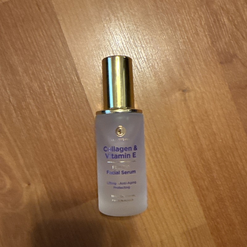 COLLAGEN & VITAMIN E FIRMING ANTI-AGING FACIAL SERUM PROTECTS & MOISTURIZES