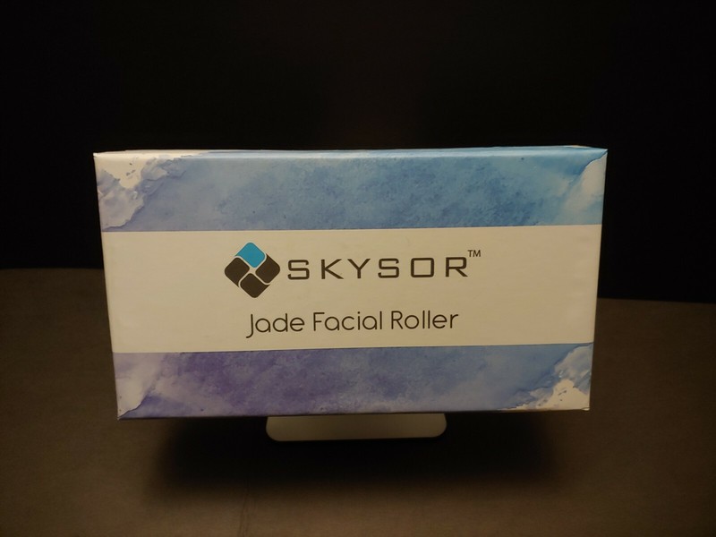 SKYSOR ANTI-AGING GENUINE XIYUAN JADE FACIAL ROLLER Firm/Brighten/Slimmer Face