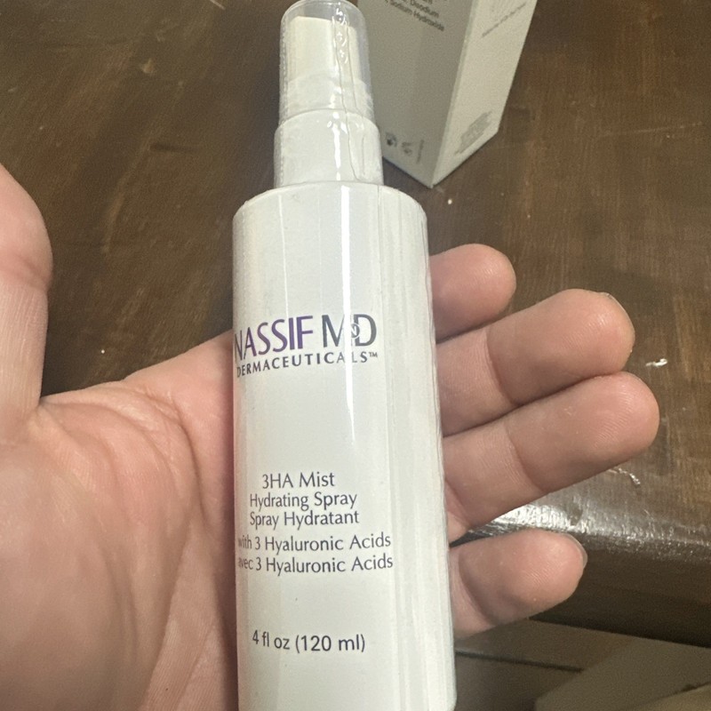 Nassif MD 3HA Instant Hydrating Facial Mist 4.0 Fl. Oz. gallery