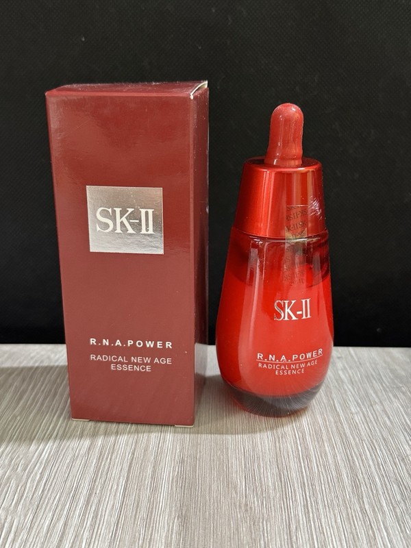 SK II R.N.A. Power Radical New Age Essence All Skin Types 75ml/2.6 Ounces gallery