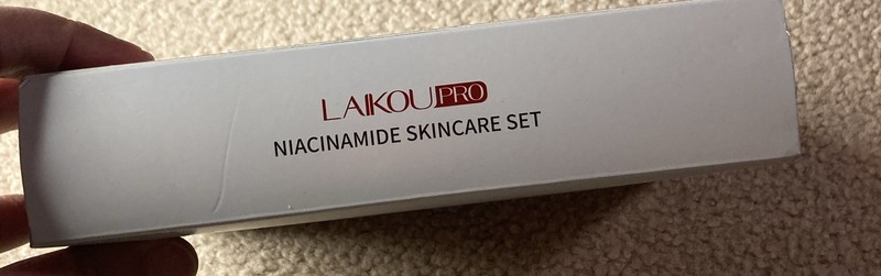 LAIKOU Pro Niacinamide Brightening Skincare 4pcs/Set Serum Toner Oil Control gallery