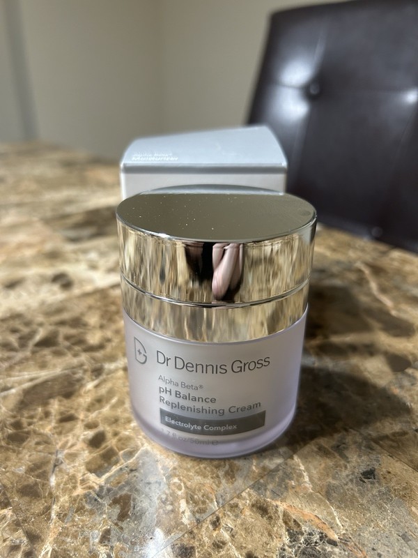 New Dr Dennis Gross Alpha Beta pH Balance Replenishing Cream 50ml / 1.7oz gallery
