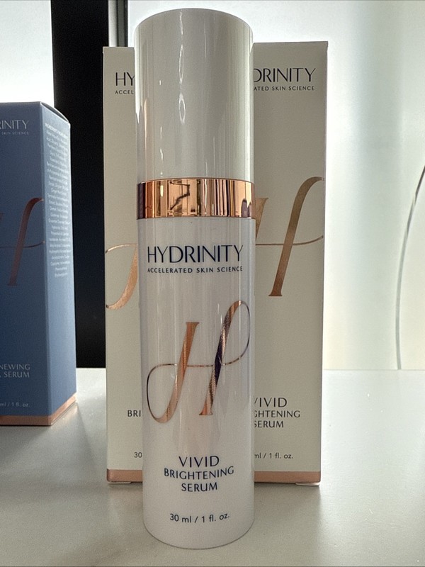 HYDRINITY VIVID BRIGHTENING SERUM 1.0fl oz
