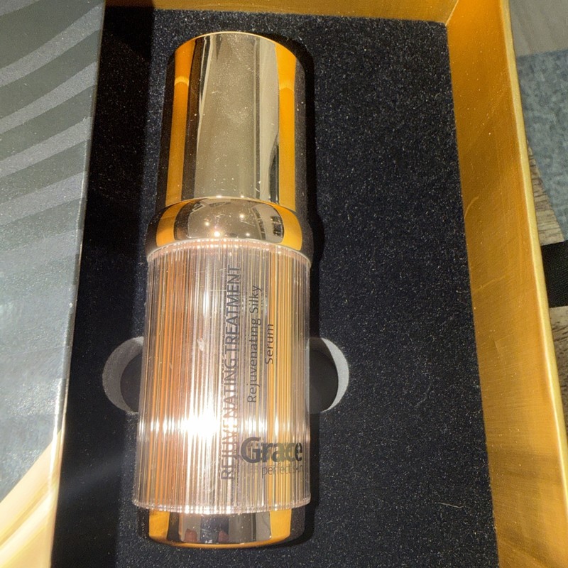 Grace Rejuvenating Silky Serum 1 Oz gallery